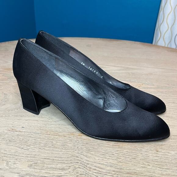Stuart Weitzman Vintage 90s Satin Block Heel Classic Pumps Black Size 7 - Picture 1 of 14